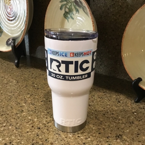 Rtic Other - RTIC 32 oz tumbler